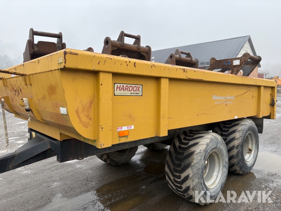 Grävmaskin Volvo EWR170E med grävsystem och många redskap