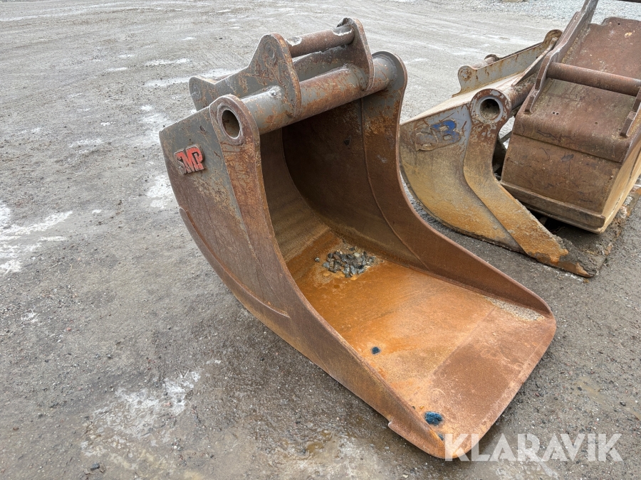 Grävmaskin Volvo EWR170E med grävsystem och många redskap