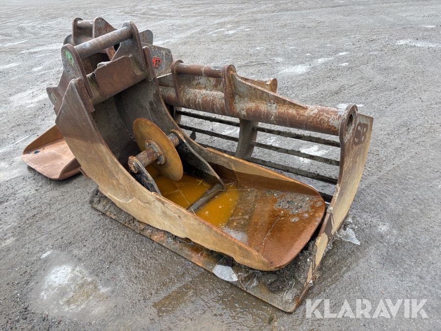 Grävmaskin Volvo EWR170E med grävsystem och många redskap