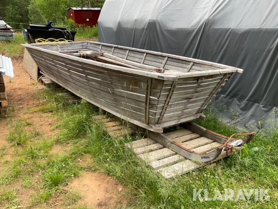 Kolsläde med sittplatser