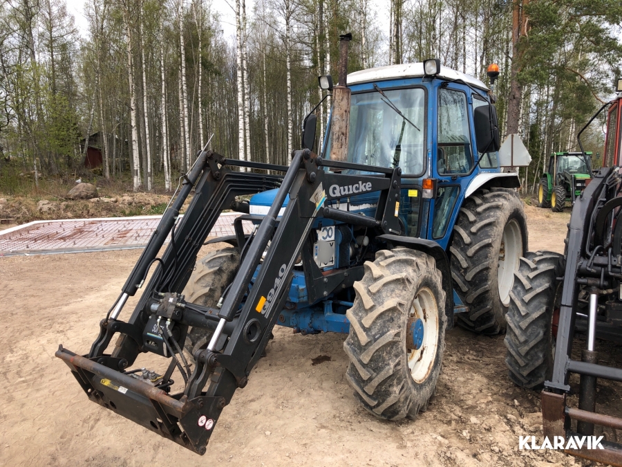 Traktor Ford 5610 