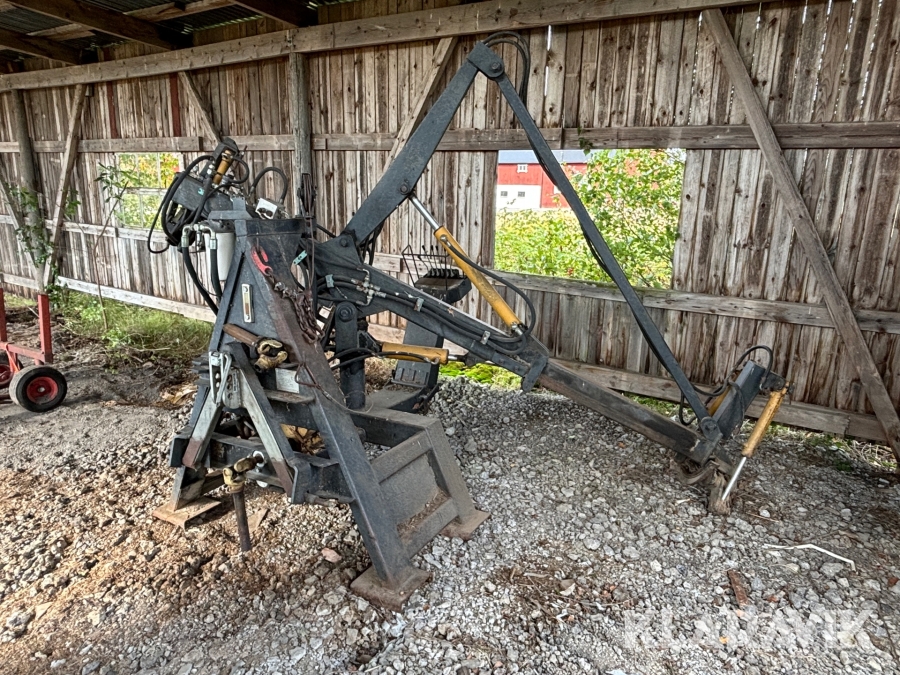 Stegmatare/gallringsprocessor NIAB N-1501 med vinsch