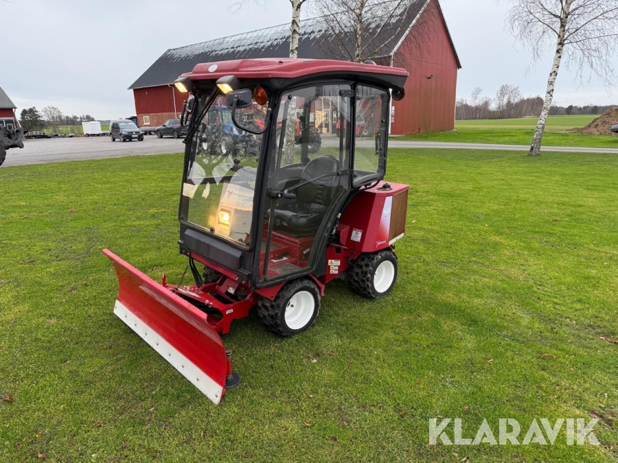 Åkgräsklippare Ventrac 3200 med plog, klippdäck & sopborste