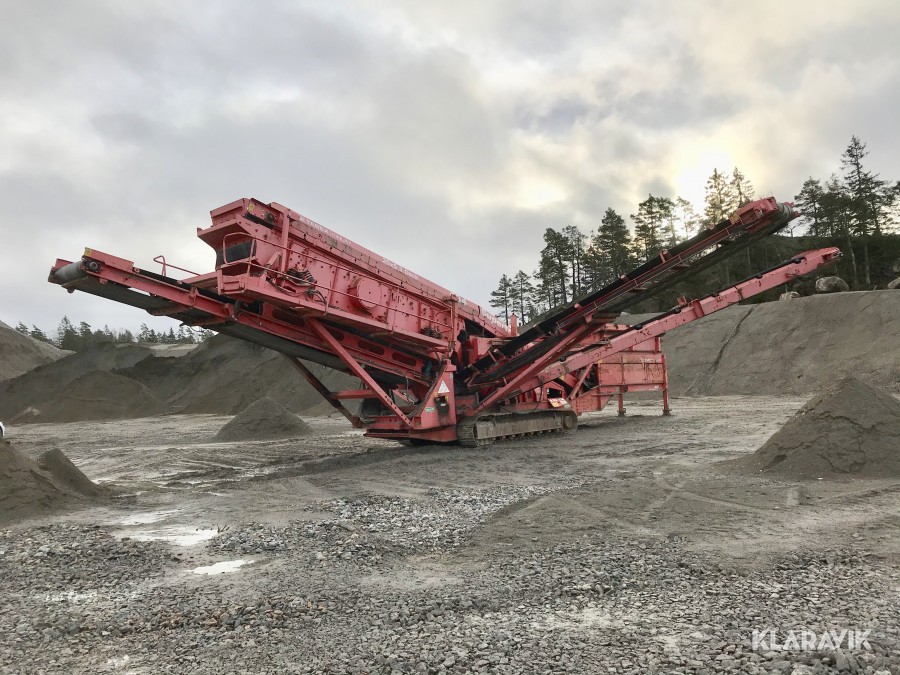 Larvburet sorteringsverk Terex Finlay 694 T