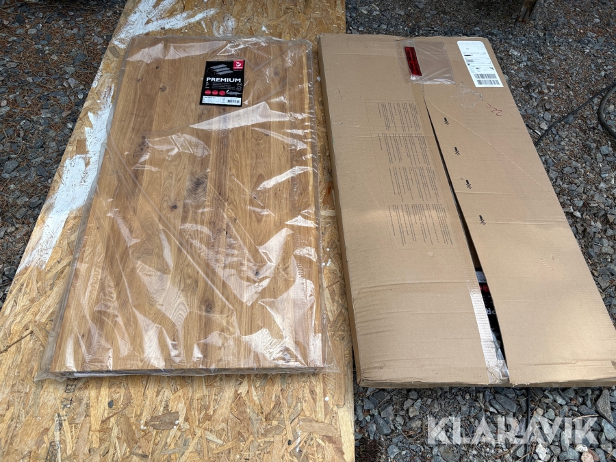 2 st Trappsteg i ek Lundbergs 1200x590x8 mm