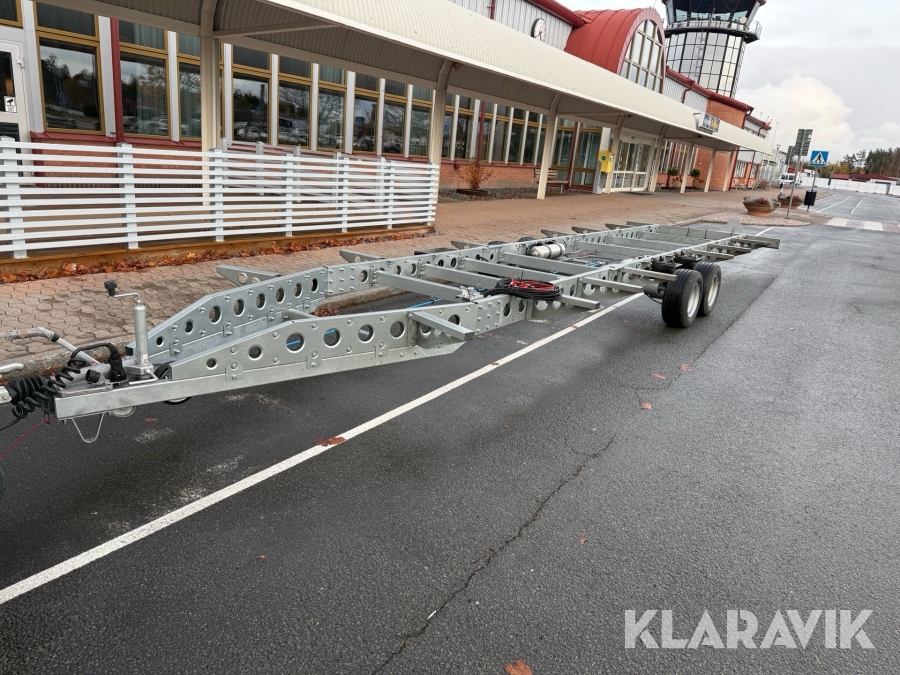 Personbilssläp Freno Air specialchassi