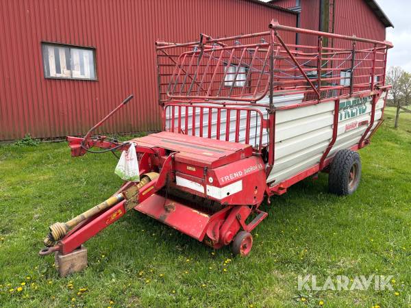 Självlastarvagn Pöttinger Trend Junior II