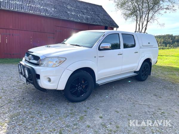 Pickup Toyota Hilux Double Cab 2.4 D 4WD Black Edition