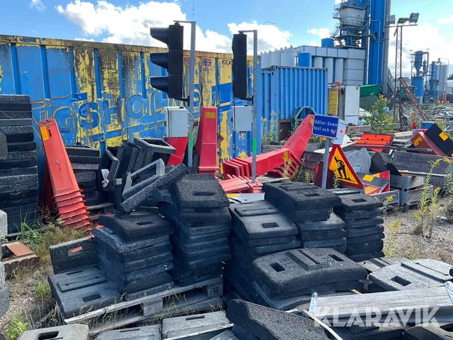 Vägskyltar och TA-material