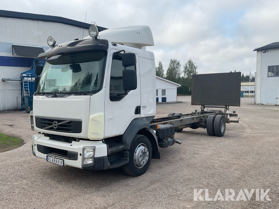 Chassi Volvo FL 280 4x2 med bakgavellift 
