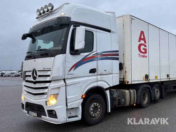 Dragbil Mercedes-Benz Actros 2551