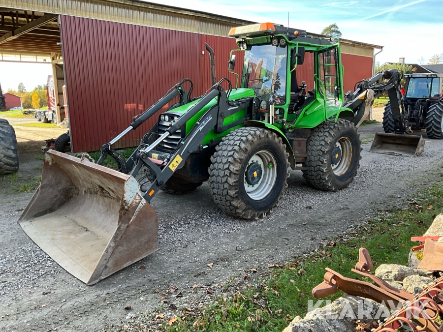 Traktorgrävare Lännen 860 C inklusive redskap och tiltrotator