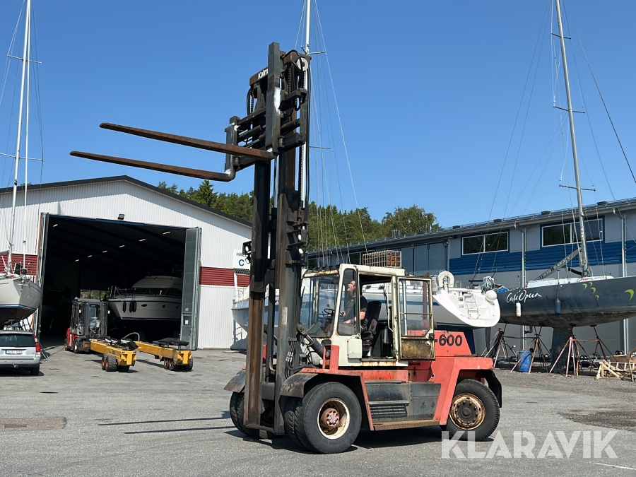 Truck Kalmar DC10-600