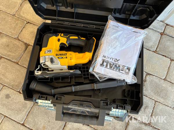 Sticksåg Dewalt DCS334