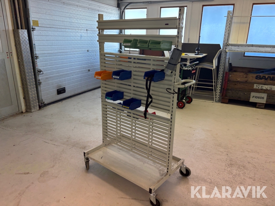 Sortimenthylla med lådor