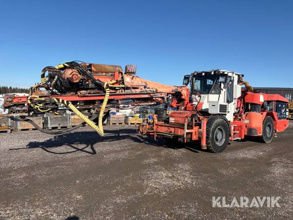 Borr och borrvagn Sandvik DS510