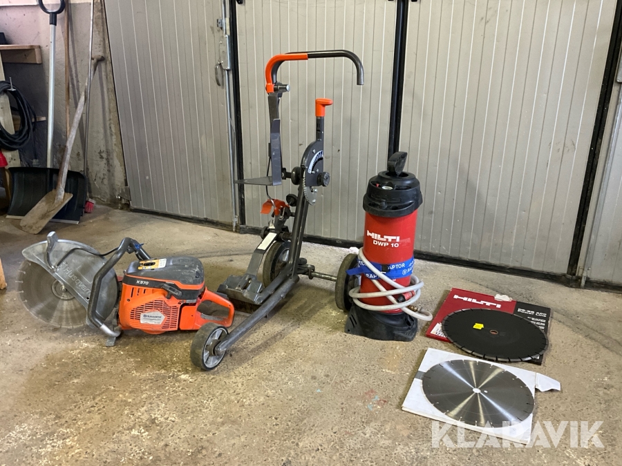 Motorkap, vagn till motorkap, vattentank  och 3st klingor Husqvarna KV 970/1260