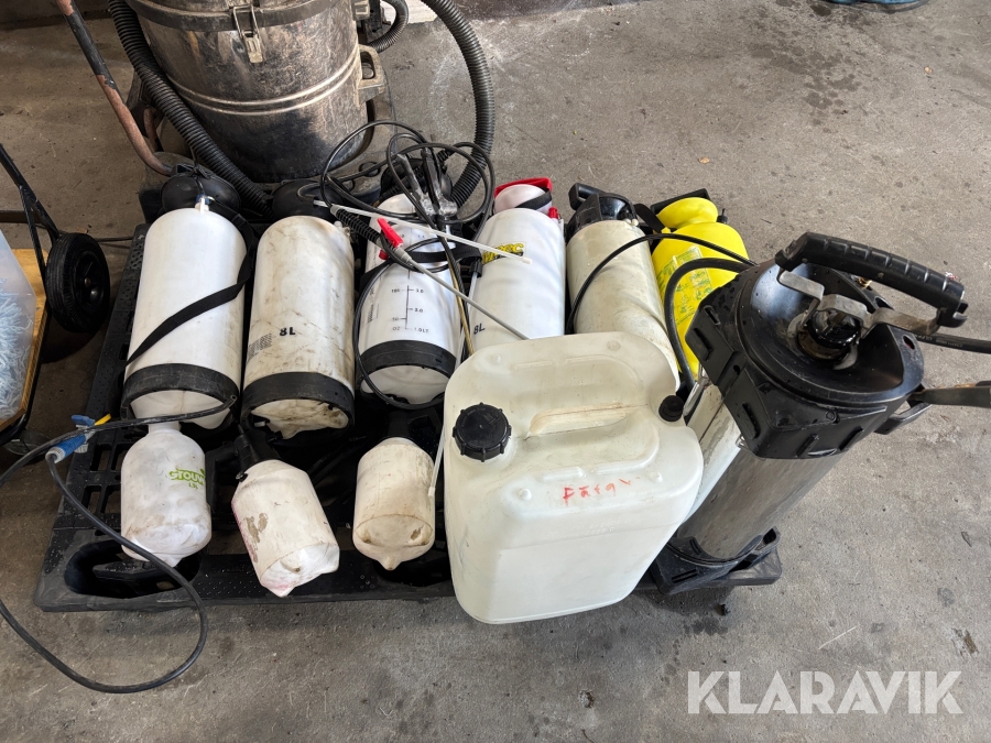 Trycksprutor och städutrustning