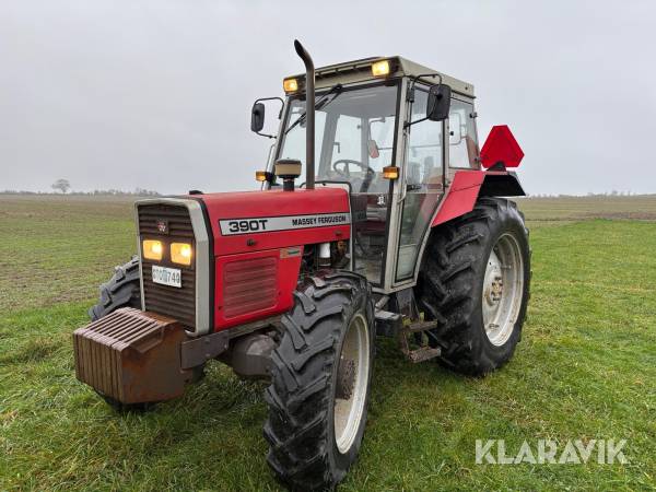 Traktor Massey Ferguson 390T