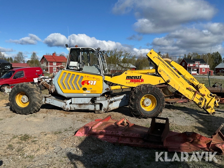 Grävmaskin Menzi Muck A91 4x4 Plus med tiltrotator och gripkassett
