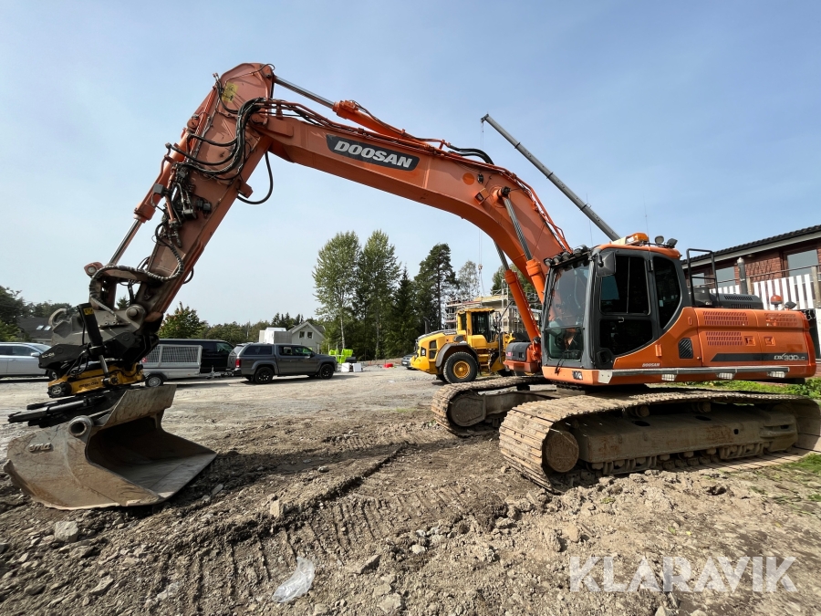 Grävmaskin Doosan DX300-Lc