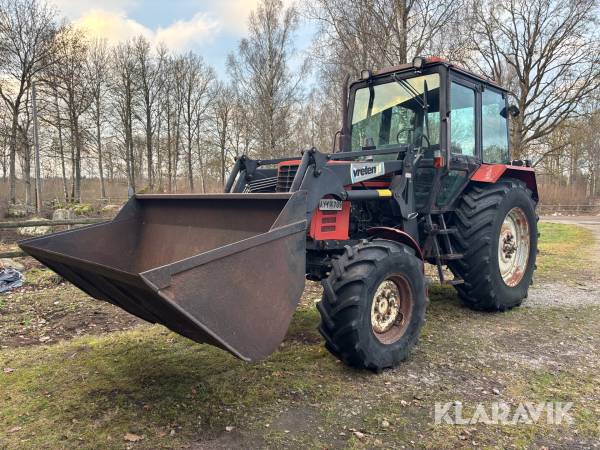 Traktor Belarus 820