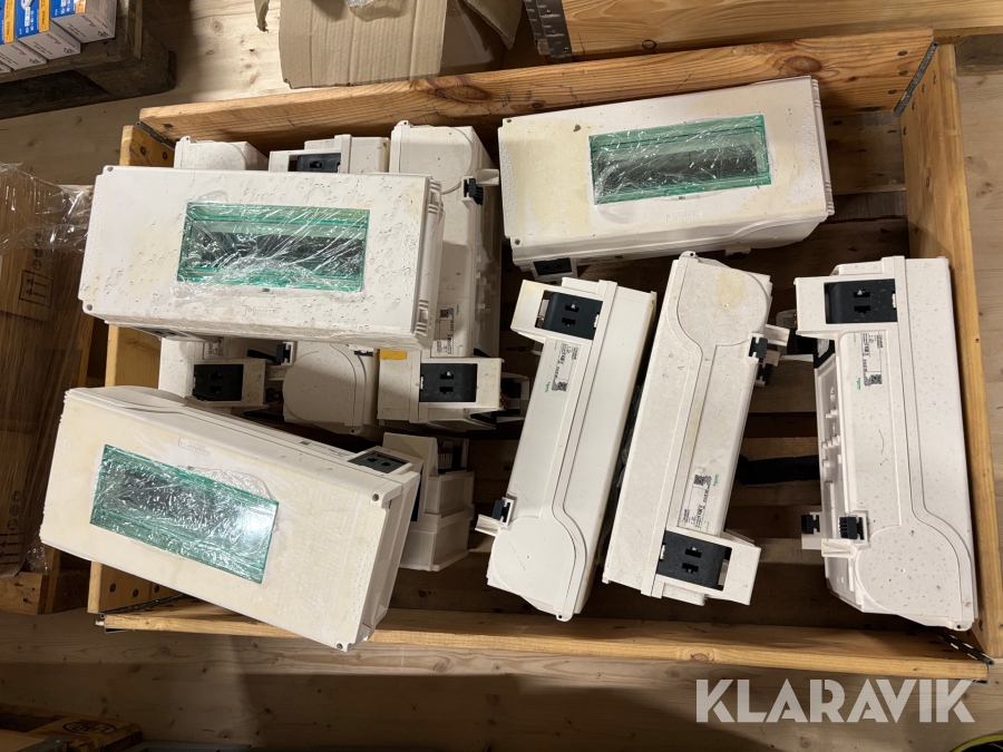 Kopplingsboxar Schneider canalis KSB100SM412 10st