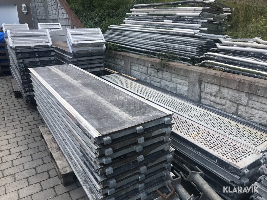 Stort paket med byggställning 