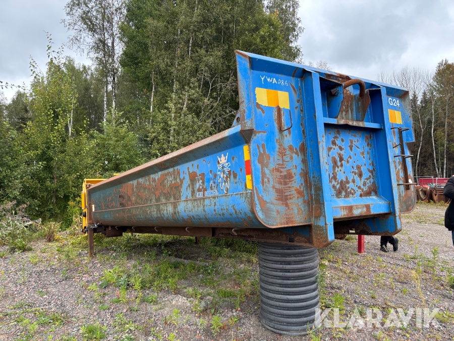 Sandflak med sandspridare CMT OPT213