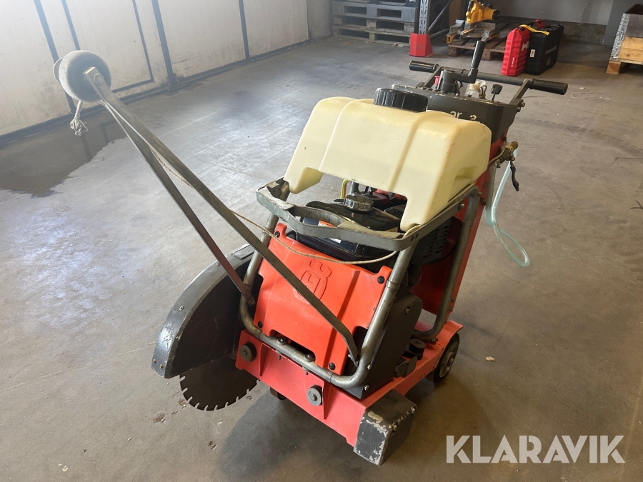 Asfalt och betongsåg Husqvarna FS 413