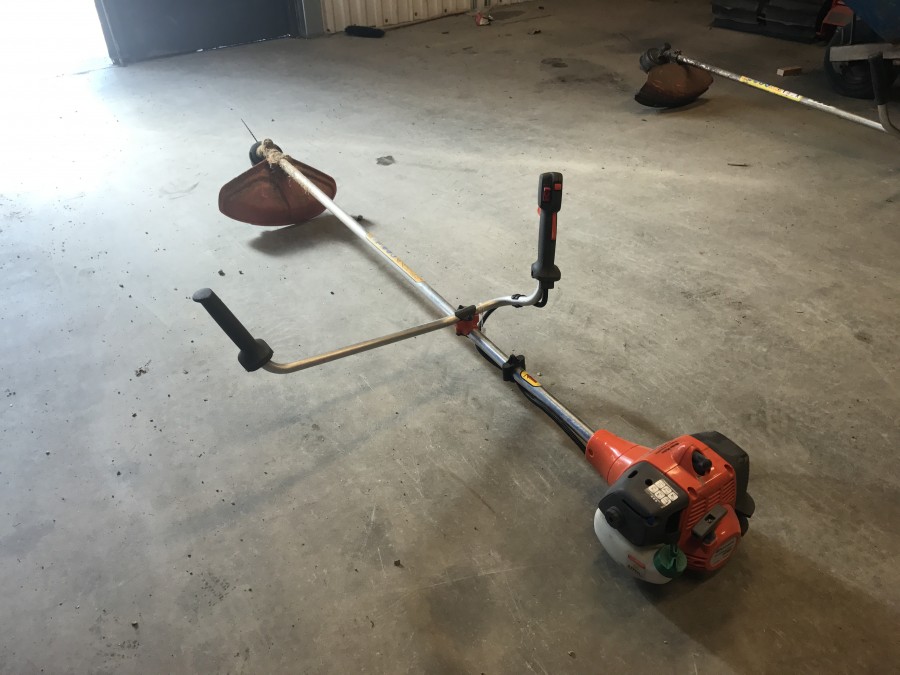 Grästrimmer Husqvarna 128R