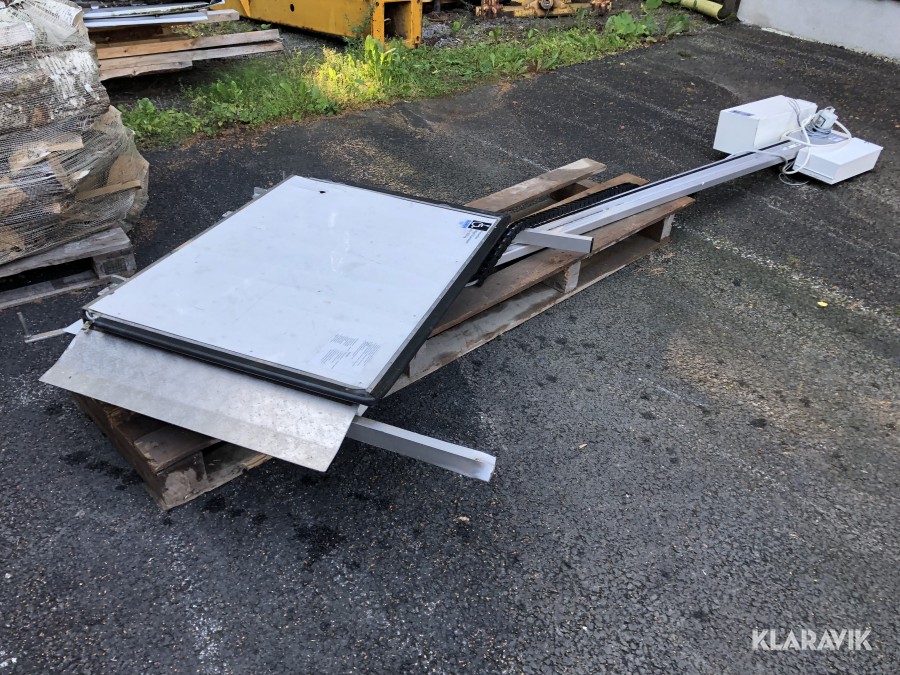 Personhiss för rullstol