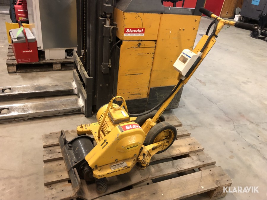Markvibrator Dynapac CM 12