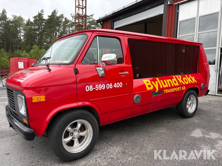 Skåpbil Chevrolet G20 CG 21305 Mässutrustad med 2st TV