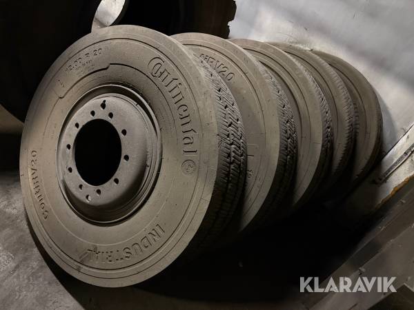 Truckdäck Continental 12.00 R 20 5 st med fälg