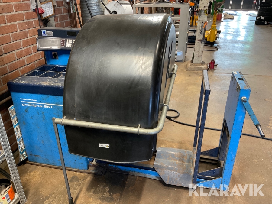 Balanseringsmaskin Hofmann Geodyna 85L för lastbil/buss