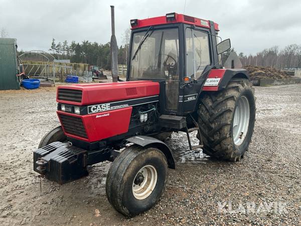 Traktor Case IH 1056 XL