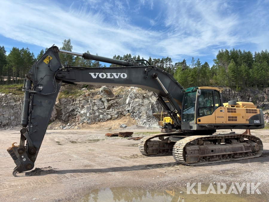 Grävmaskin Volvo EC 460 CL med B30 fäste
