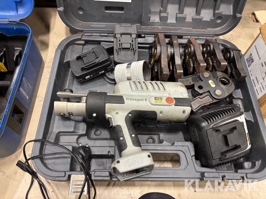 Pressmaskin Viega Pressgun 5 med laddare och tillbehör