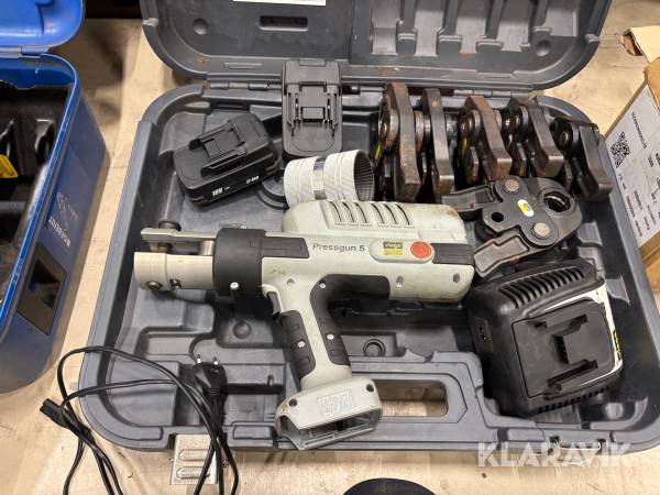Pressmaskin Viega Pressgun 5 med laddare och tillbehör