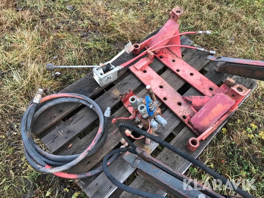 Lastare med redskap Ålö Quicke Multi H