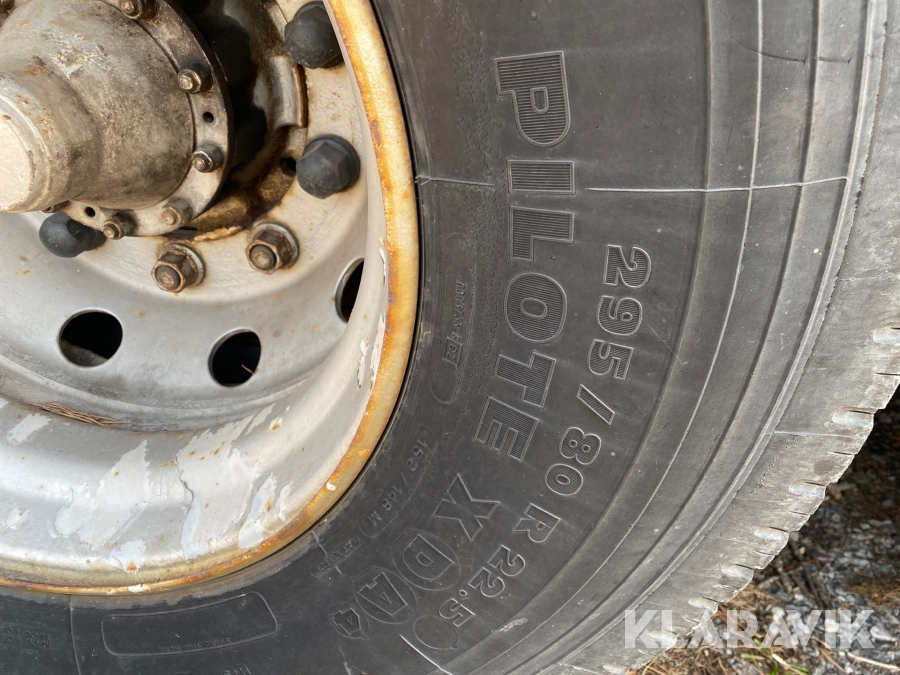 Hästlastbil Scania R143 ML 6X2L