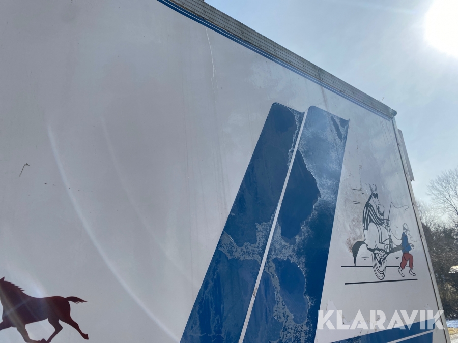 Hästlastbil Scania R143 ML 6X2L