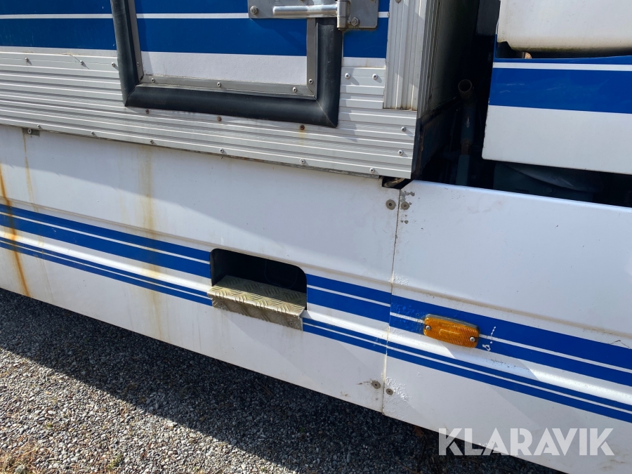 Hästlastbil Scania R143 ML 6X2L