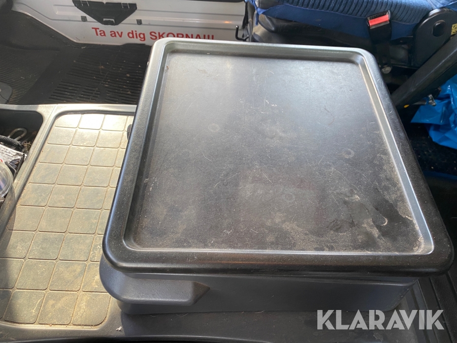 Hästlastbil Scania R143 ML 6X2L