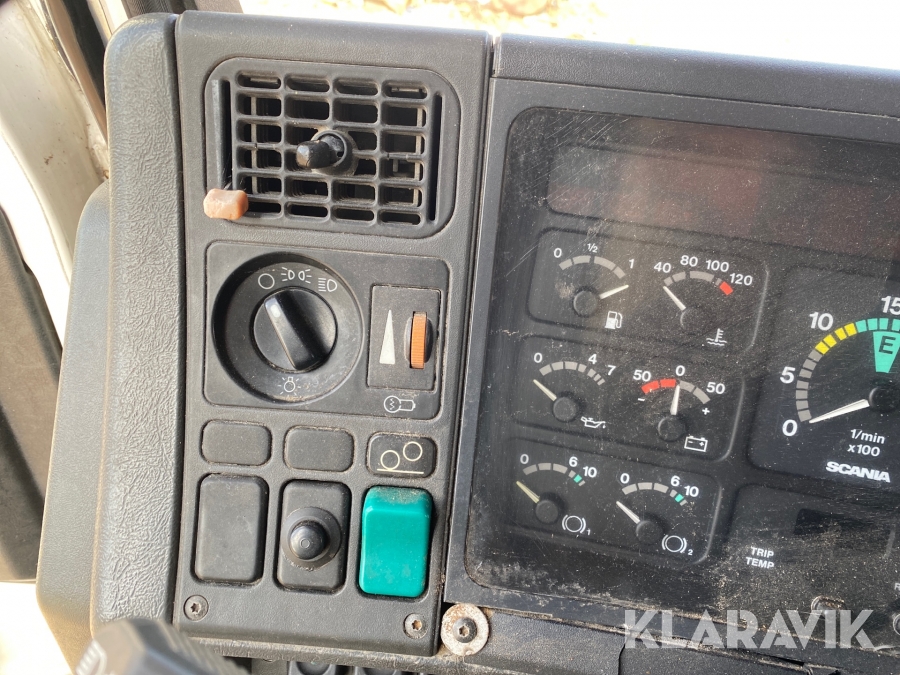 Hästlastbil Scania R143 ML 6X2L