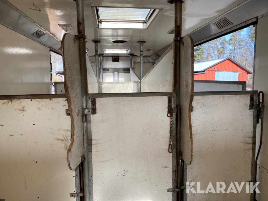 Hästlastbil Scania R143 ML 6X2L