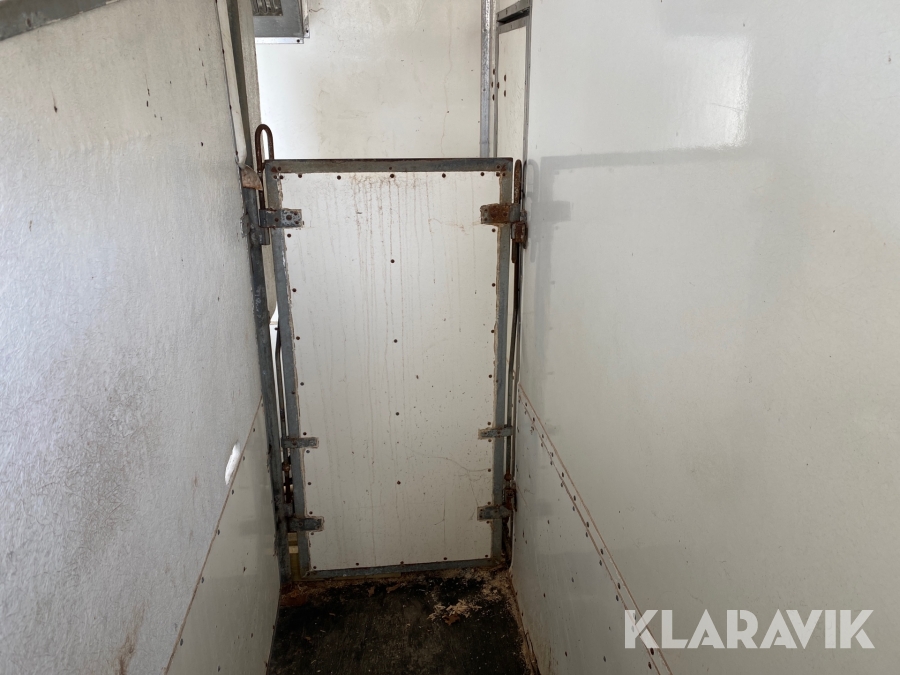 Hästlastbil Scania R143 ML 6X2L