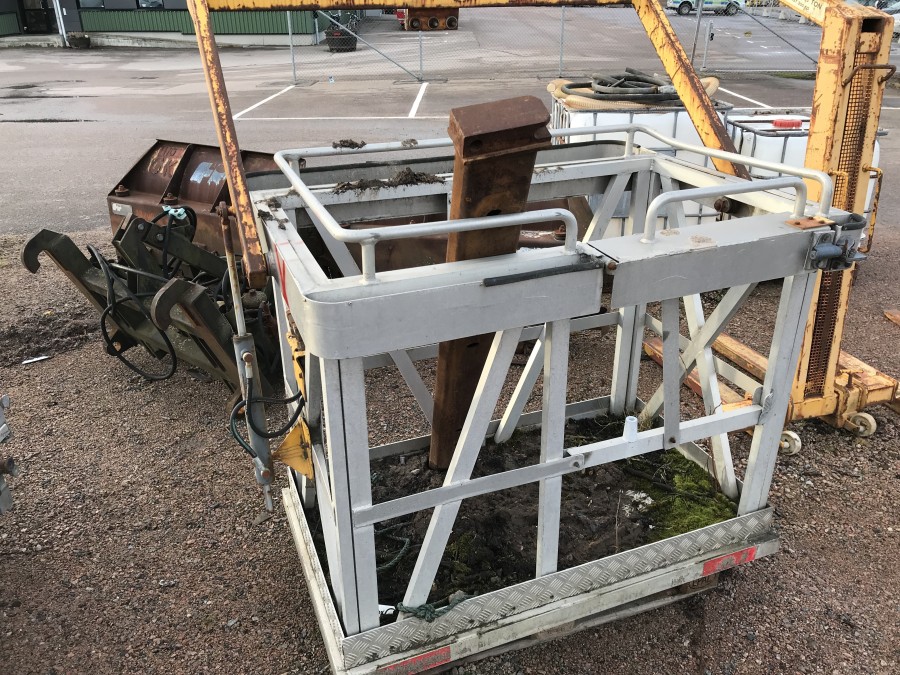 Personkorg för kranbil