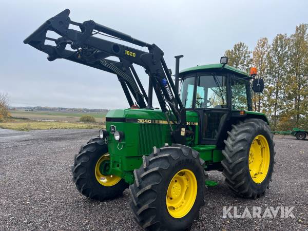 Traktor John Deere 3640 med lastare